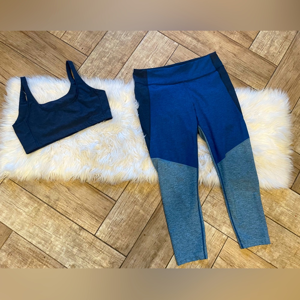 Outdoor Voices Tri Tone Blue Legging and Sports Bra Set XL